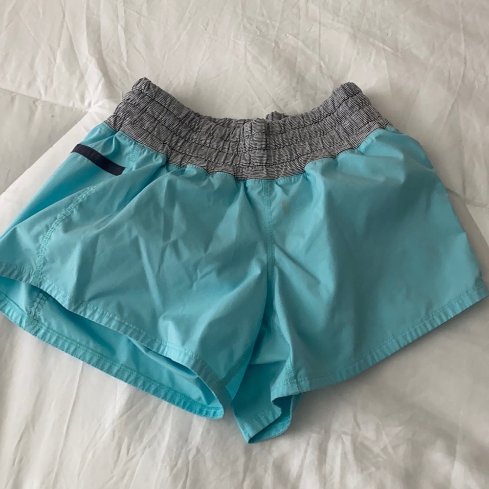 Tracker Short 4”